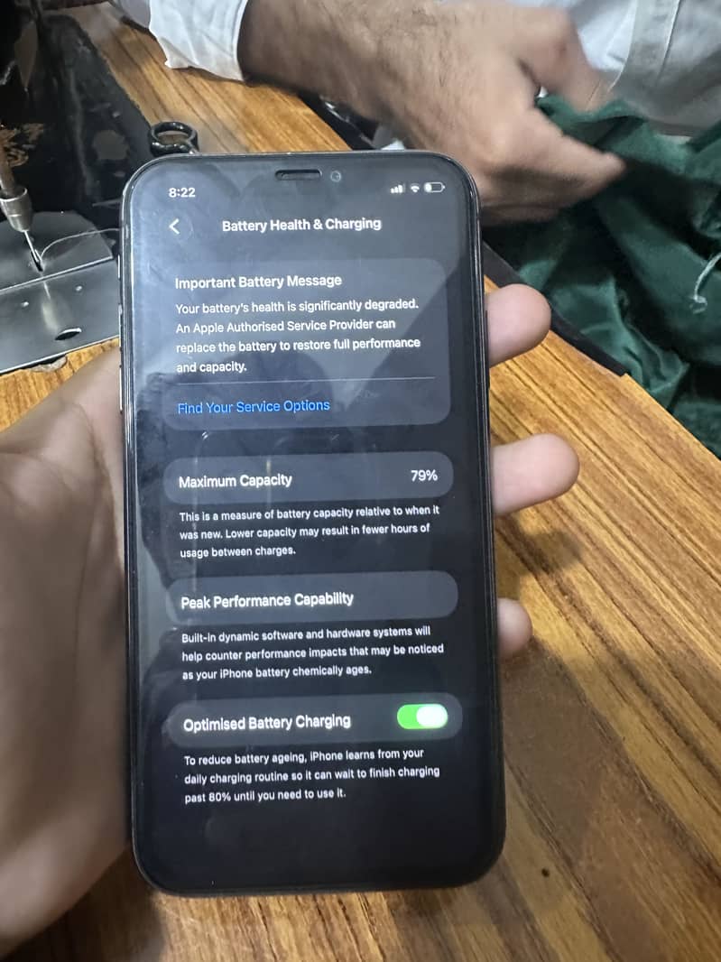 Apple iPhone 11 8