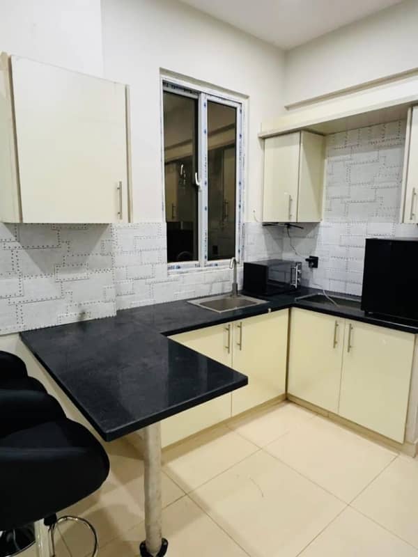 Safe & Secure 1Bed flat for Daily Basis 2
