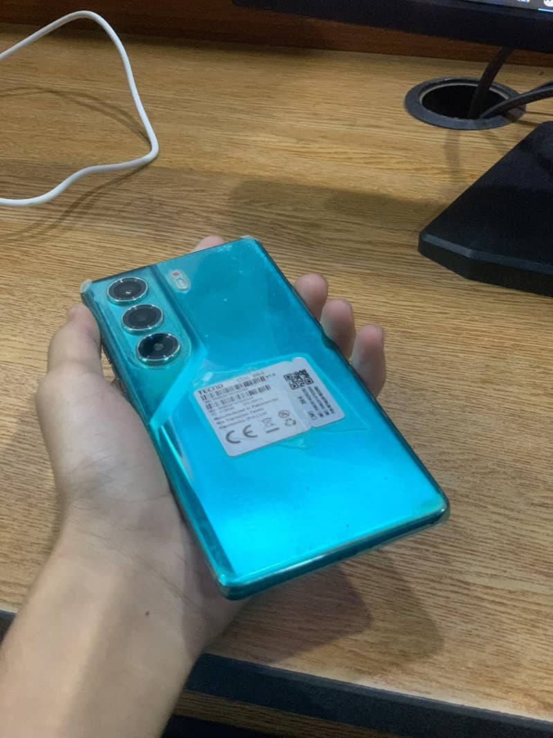 Tecno CAMON 40 5