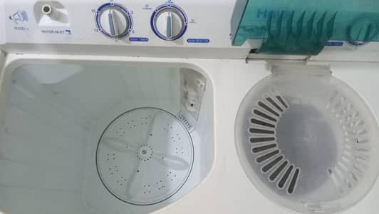 HAIER 8kg washing machine