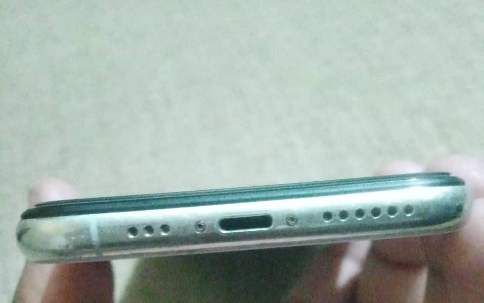 Apple iPhone XS 8
