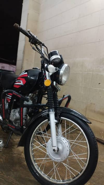Suzuki gs 150cc like zero urgent sale