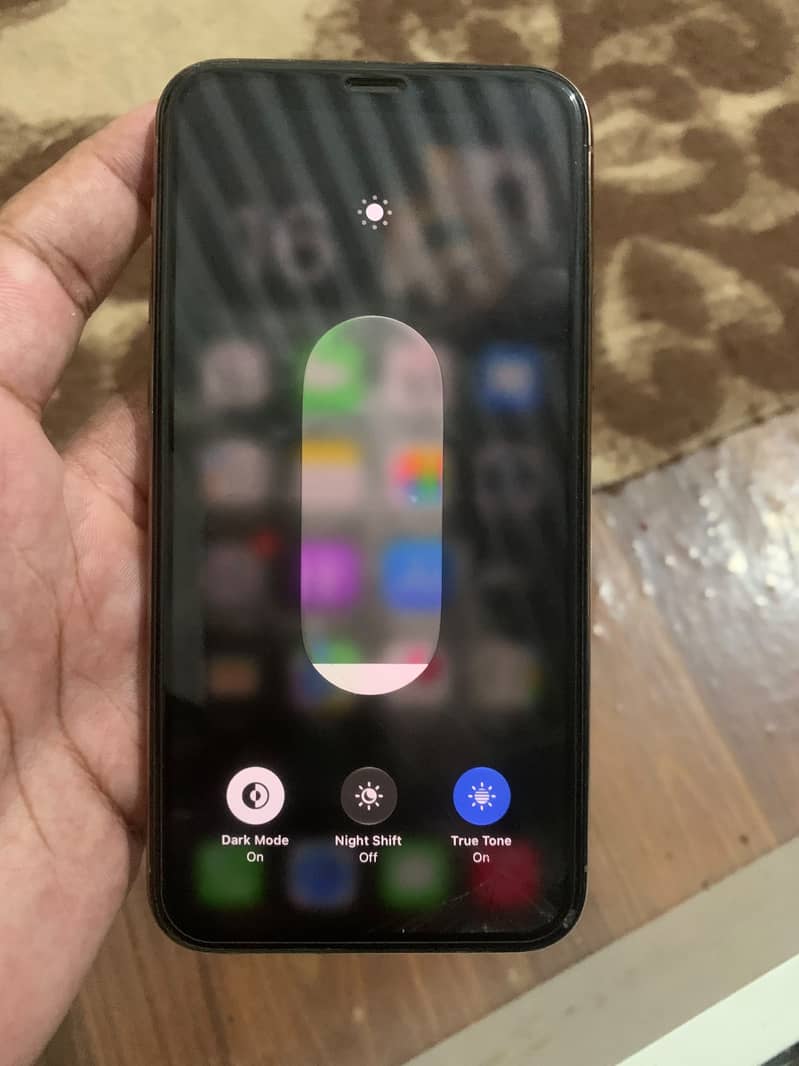 Apple iPhone 11 Pro 4
