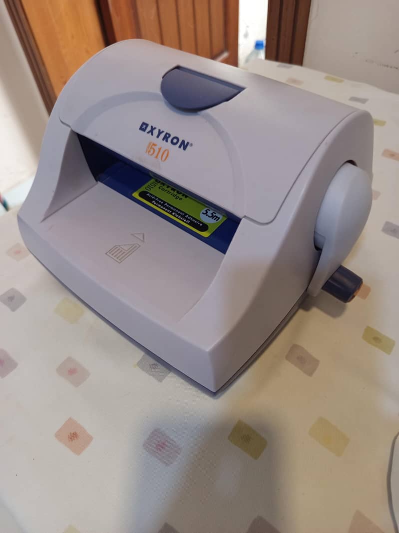 Sticker making machine 0
