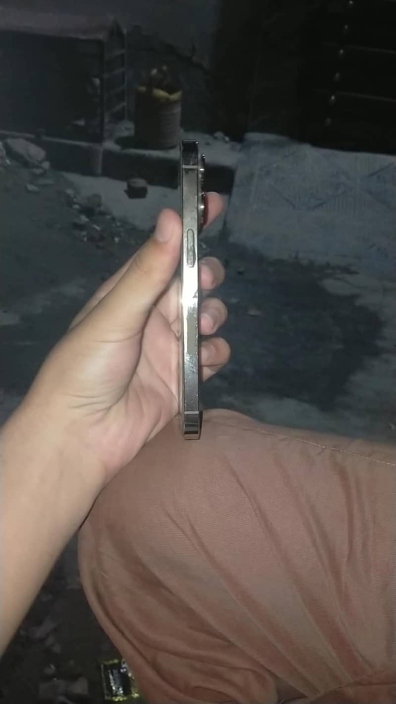 Apple iPhone 13 Pro 5