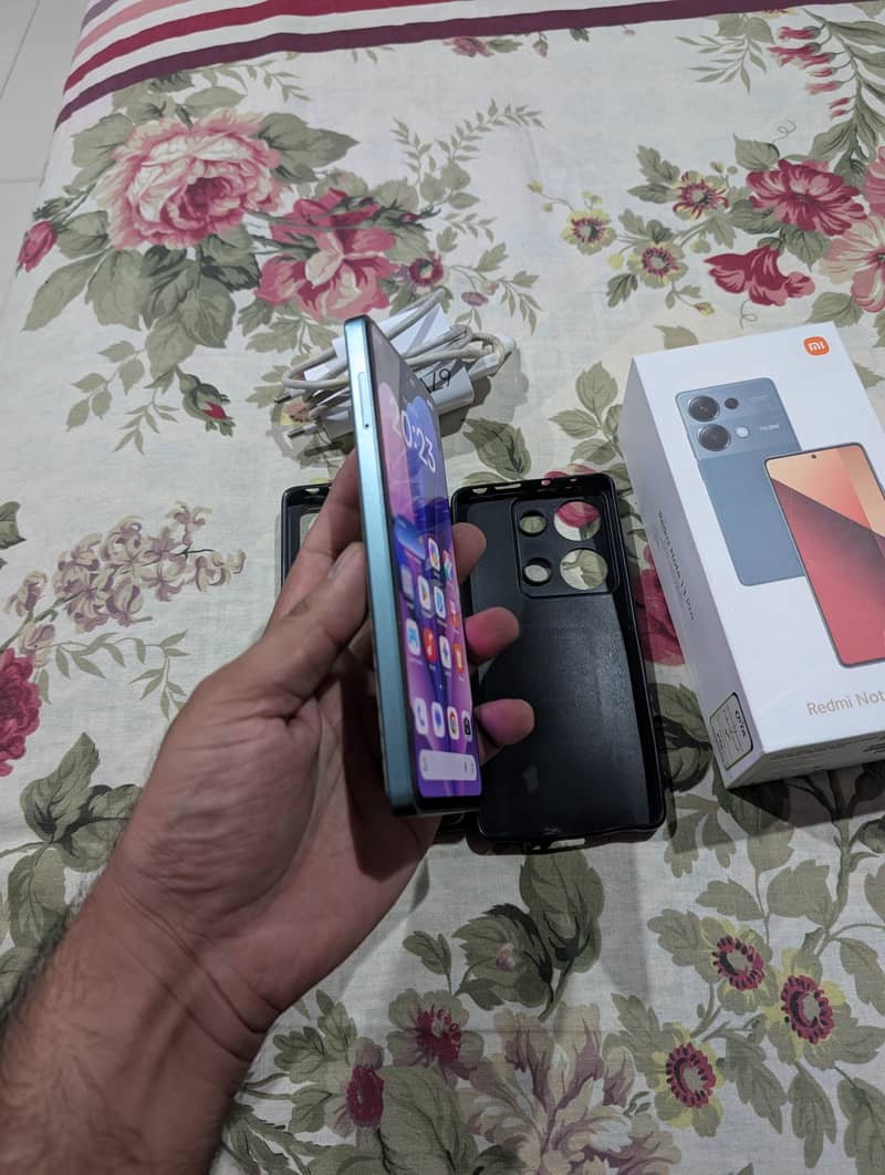 Xiaomi Redmi Note 13 Pro 3
