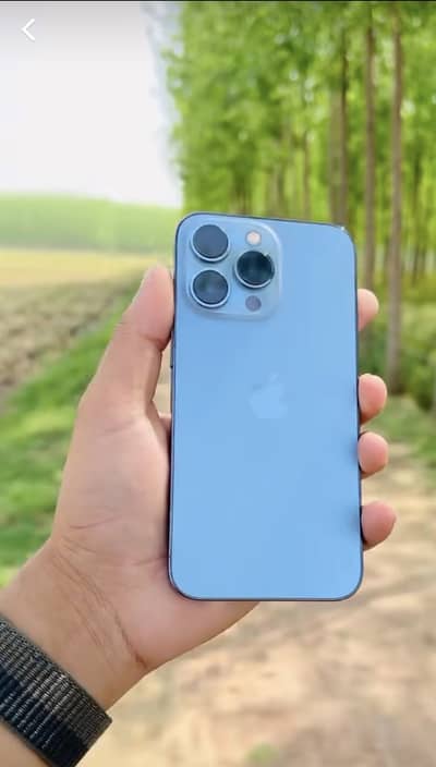 Apple iPhone 13 Pro