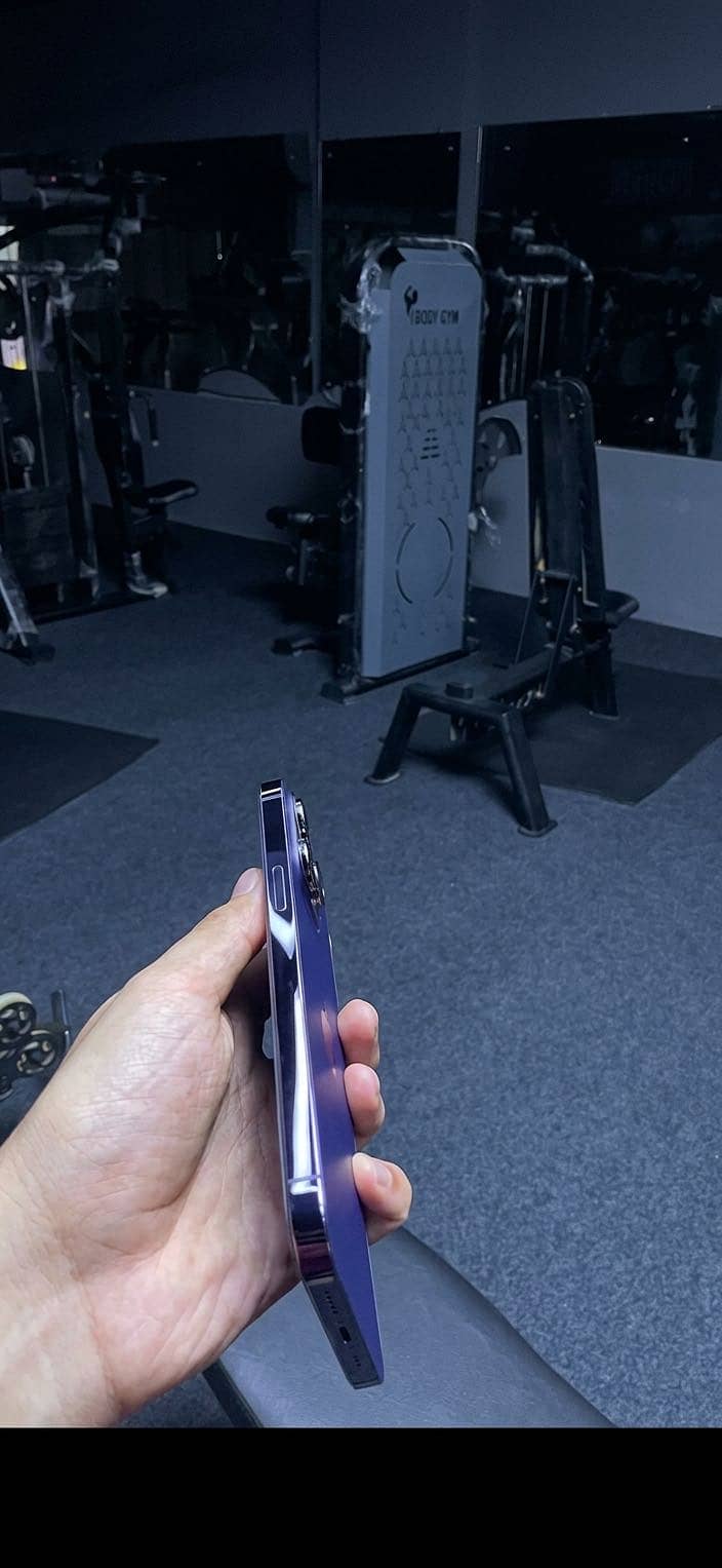 Apple iPhone 14 Pro Max 5