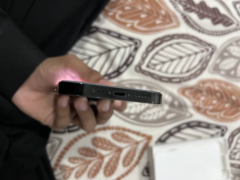 Apple iPhone 14 Pro 4
