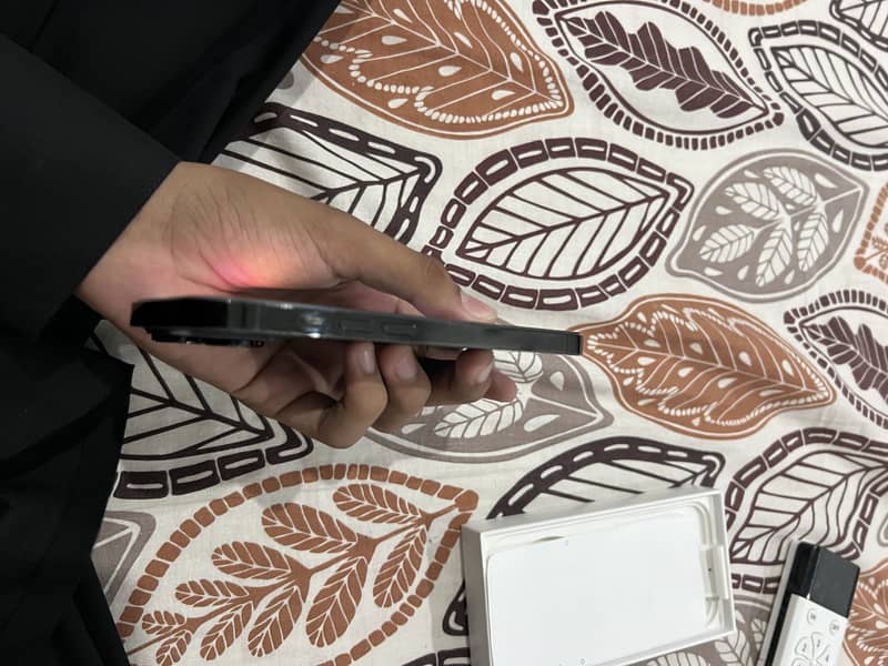 Apple iPhone 14 Pro 5