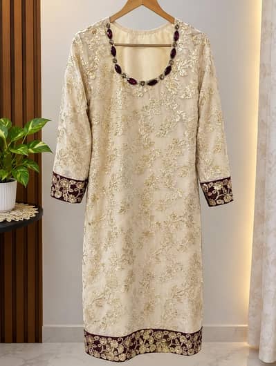 Beautiful Golden Embroidered Ladies Kameez – Large Size