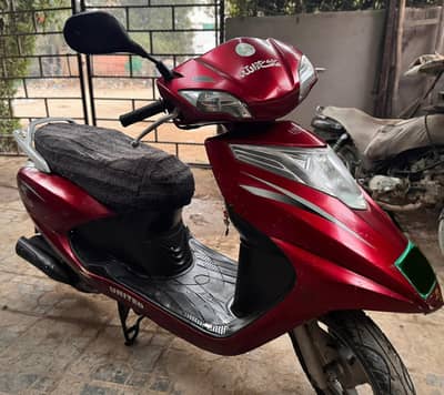 United US Scooty 100cc
