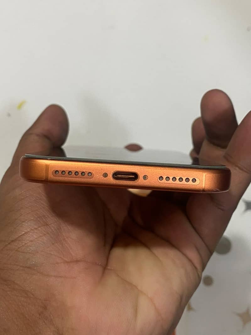 Apple iPhone 17 Pro Max 5