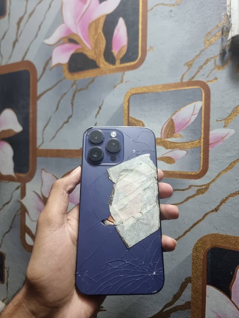 Apple iPhone 14 Pro Max 2