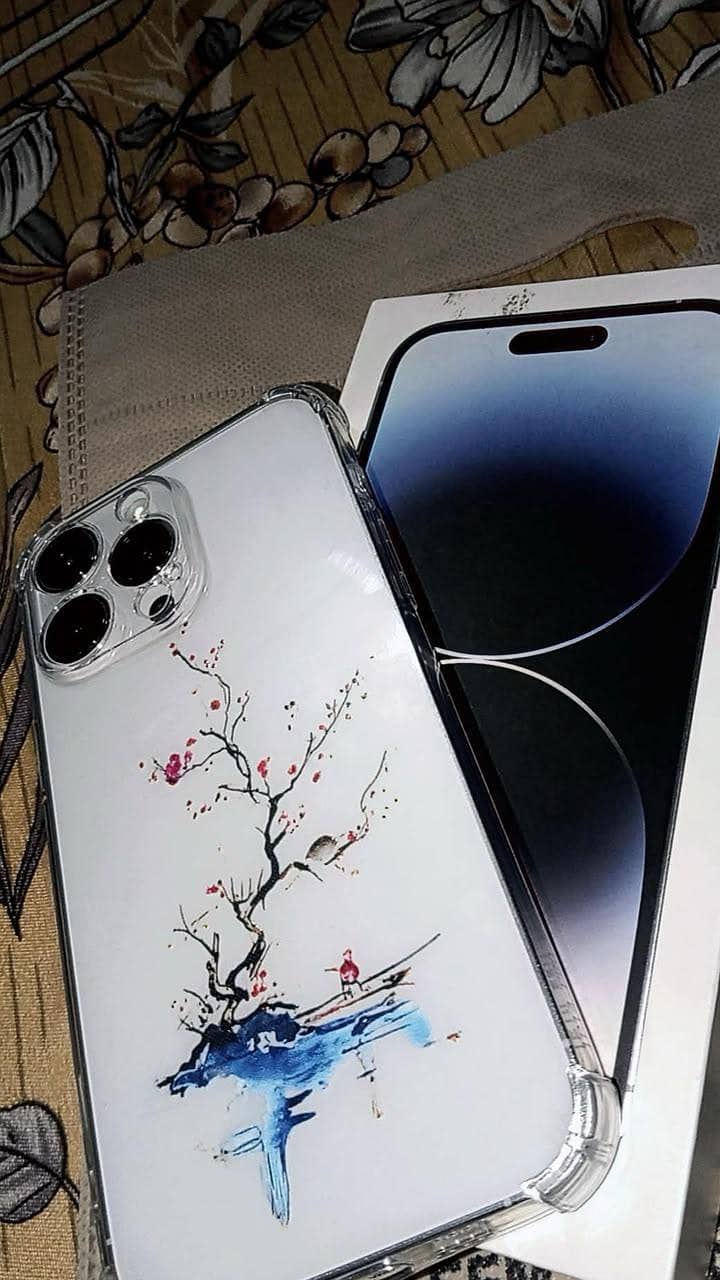Apple iPhone 14 Pro Max 1