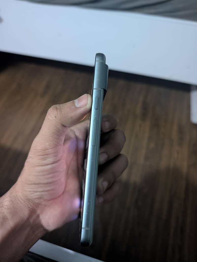 Google Pixel 8 3