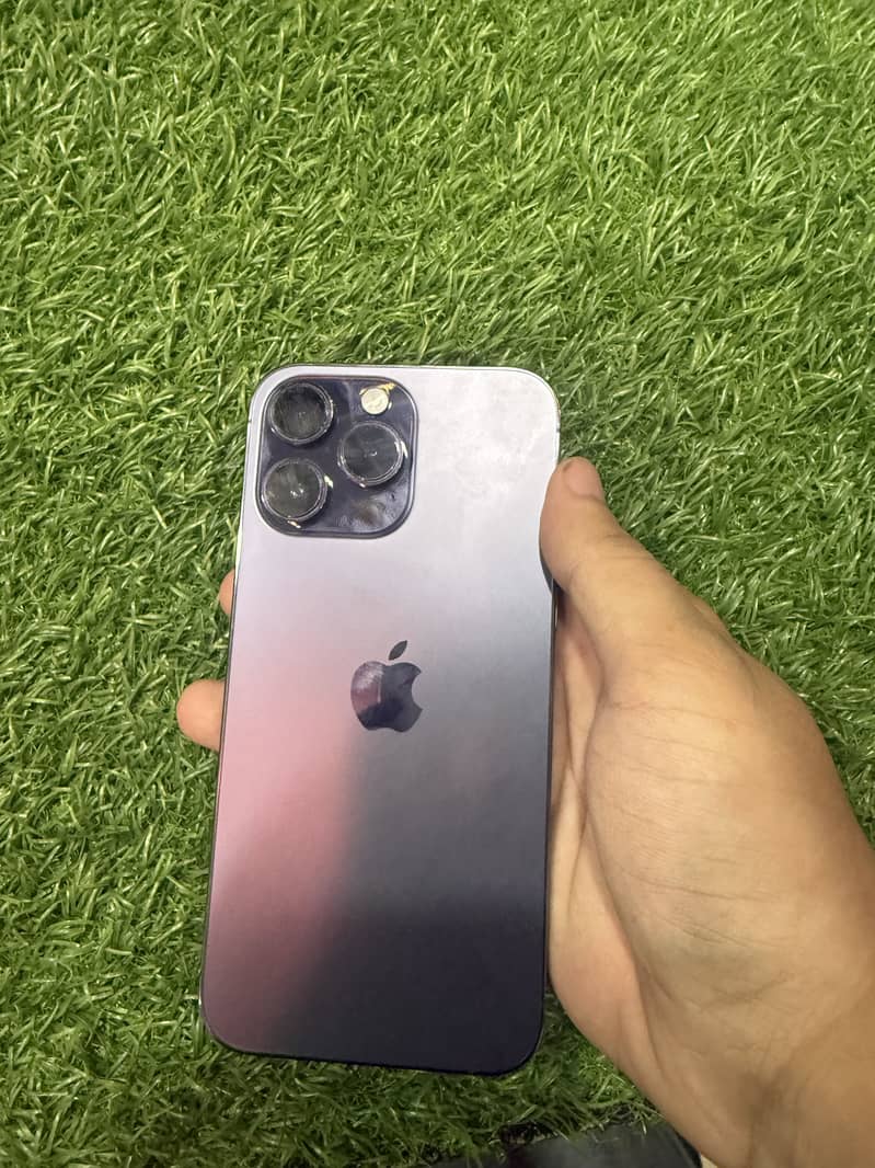 Apple iPhone 14 Pro Max 0