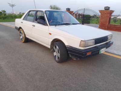 Nissan Sunny 1988