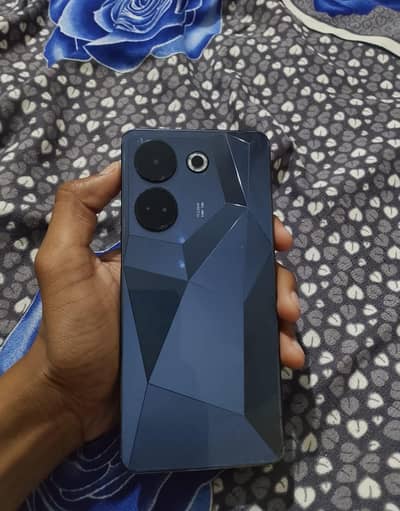Tecno Camon 20