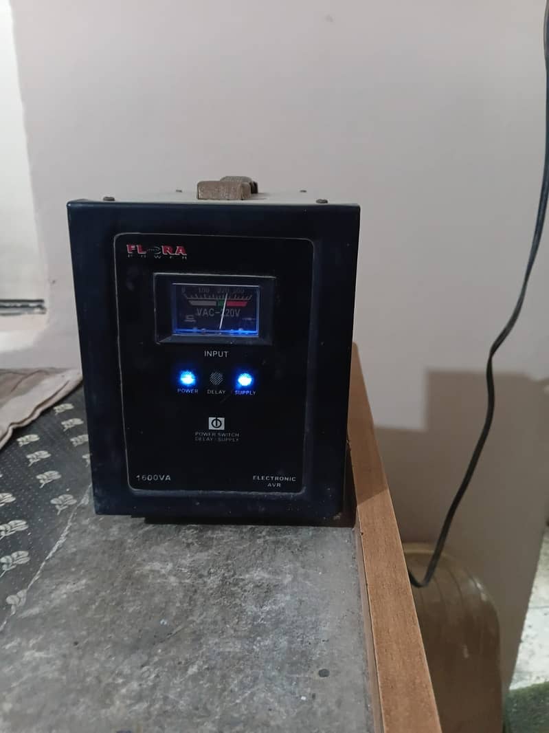 Voltage Stabilizer 1600 va 2