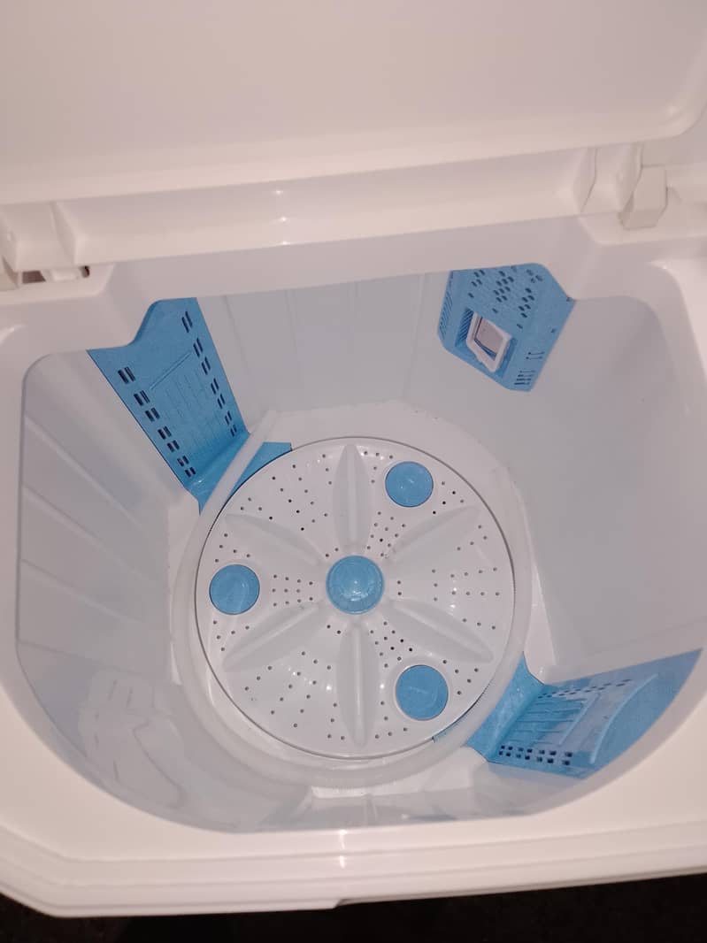 Homage Machine 7