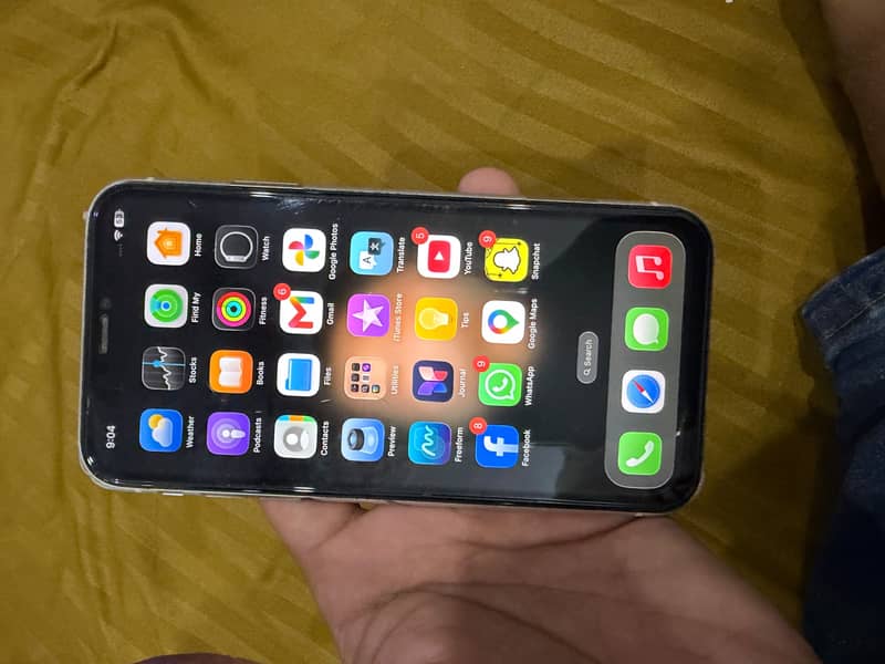 Apple iPhone 11 0