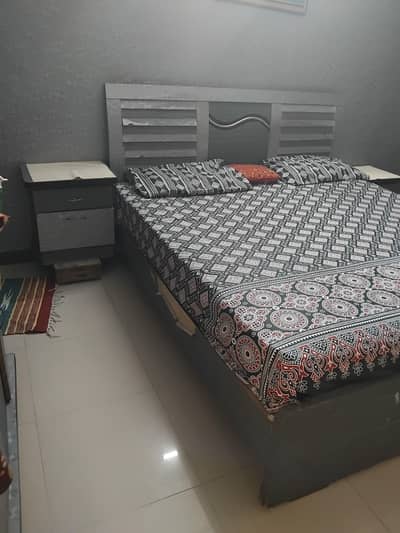 Double Bed with side Table & Dressing (with out Matters)