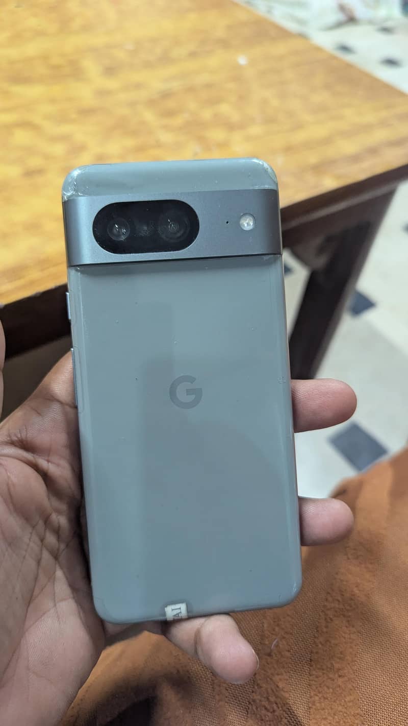 Google Pixel 8 5
