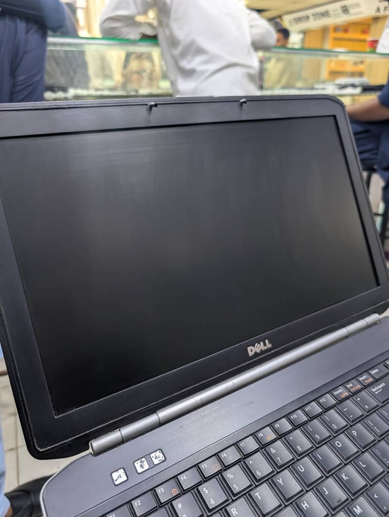Latitude E5530 2