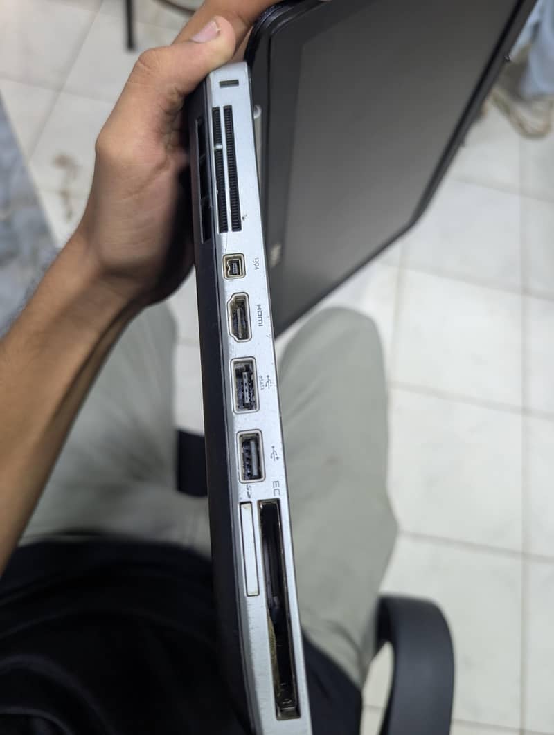 Latitude E5530 3