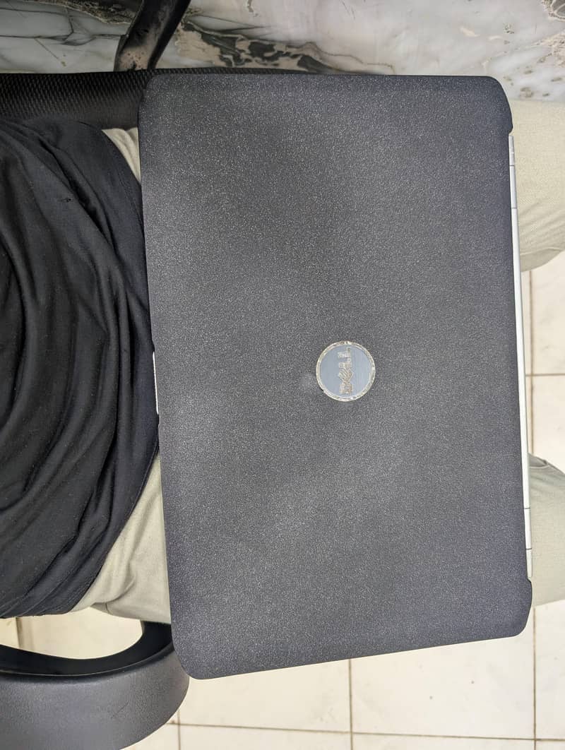 Latitude E5530 5