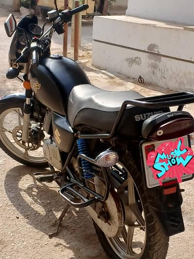 Suzuki gs150