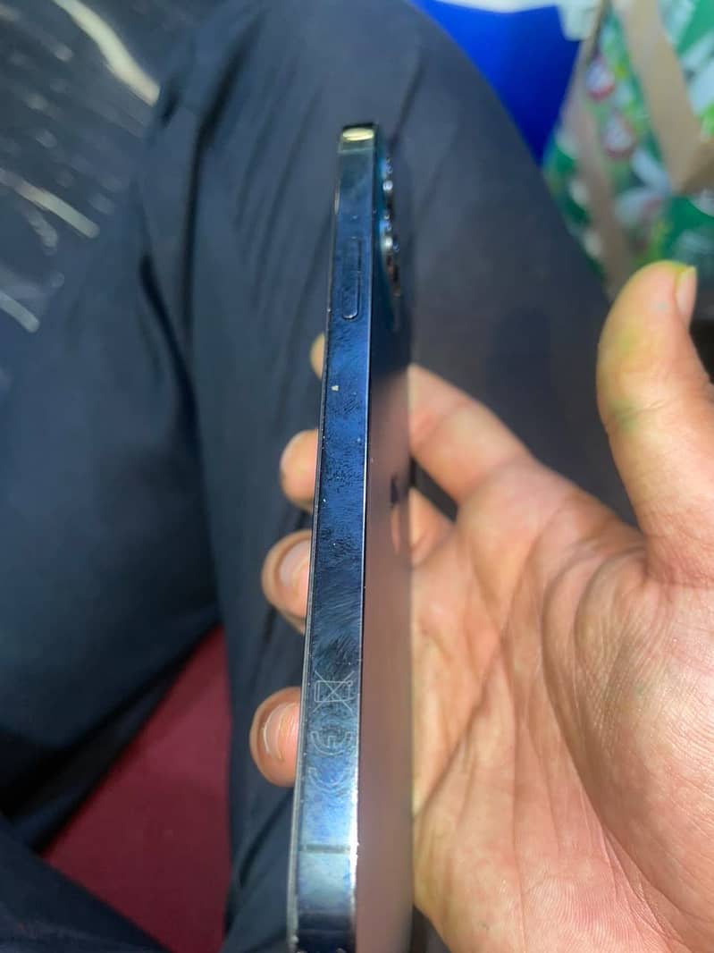 Apple iPhone 12 Pro 1