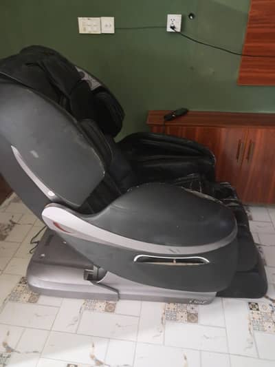 massage chair