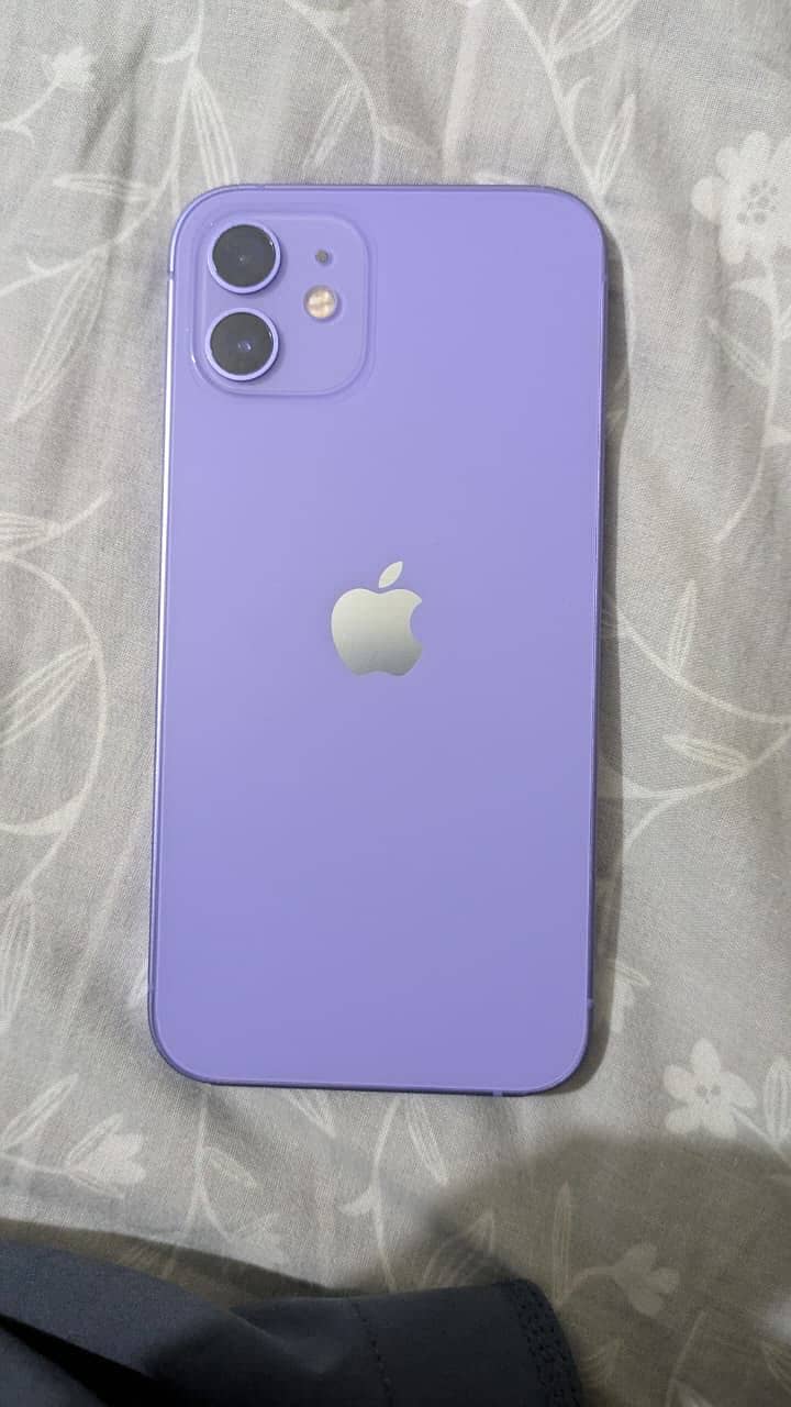 Apple iPhone 12 3