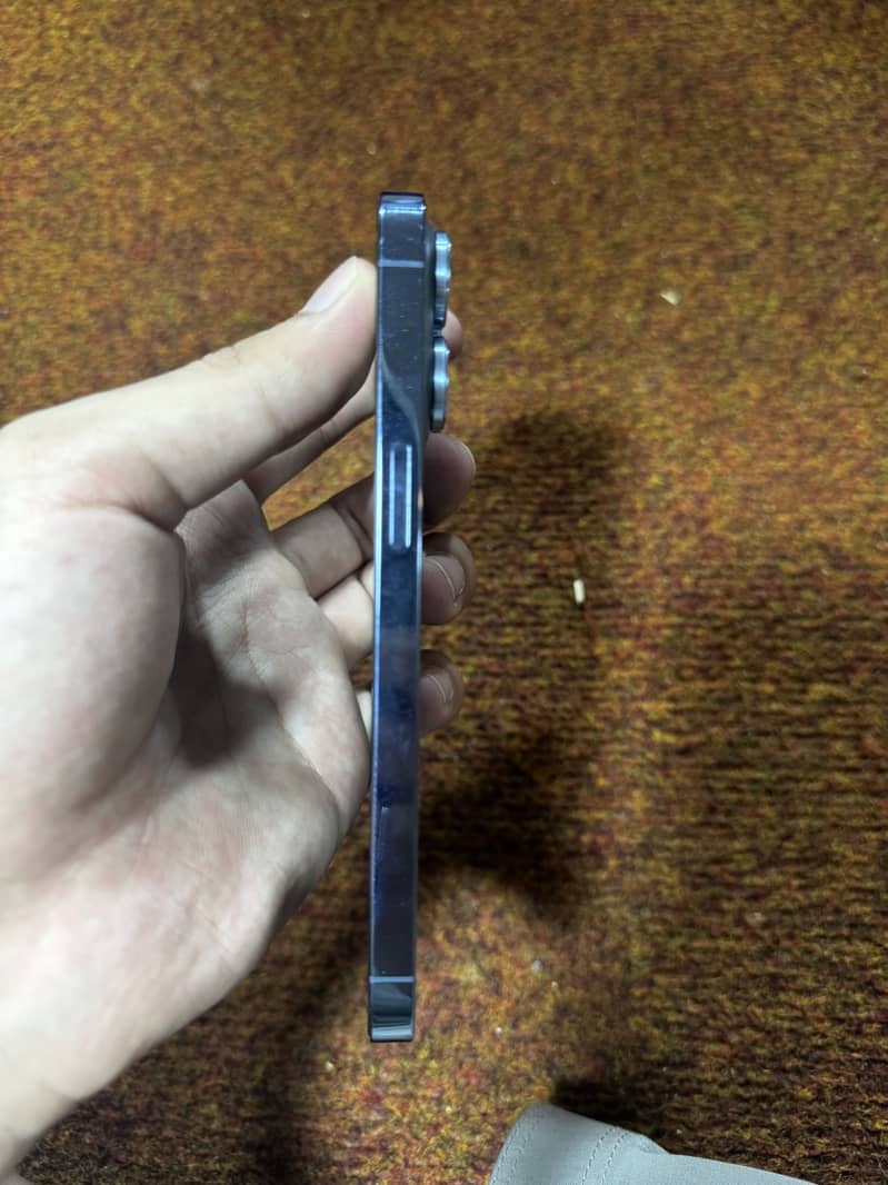 Apple iPhone 13 Pro 1