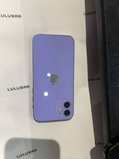 Apple iPhone 12