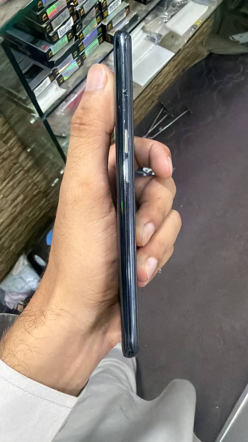 OPPO Reno3 4