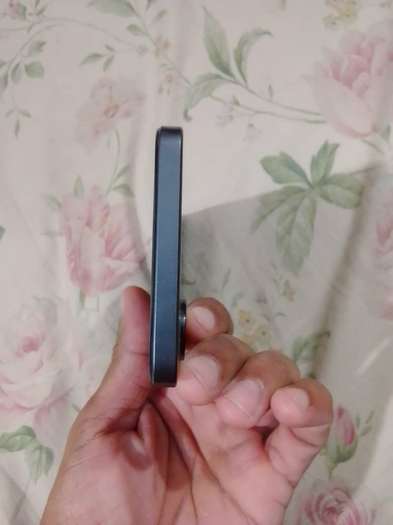Realme Note 60x 6