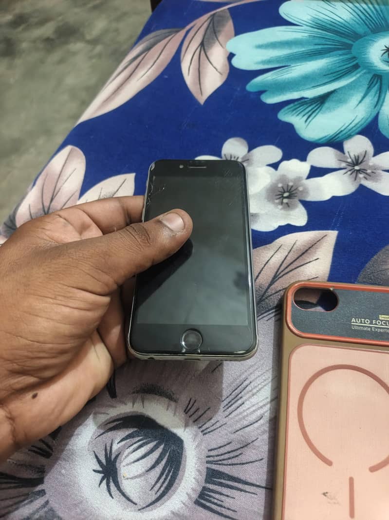 Apple iPhone 6 1