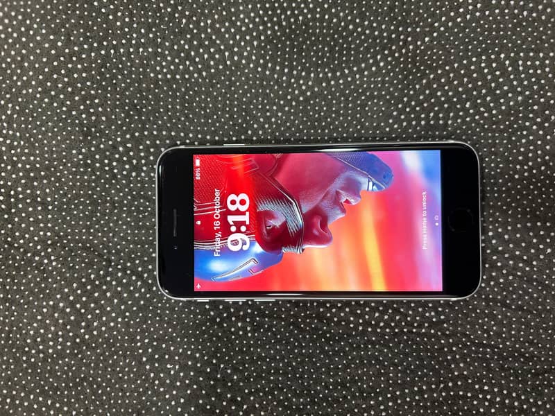 Apple iPhone SE 3 1