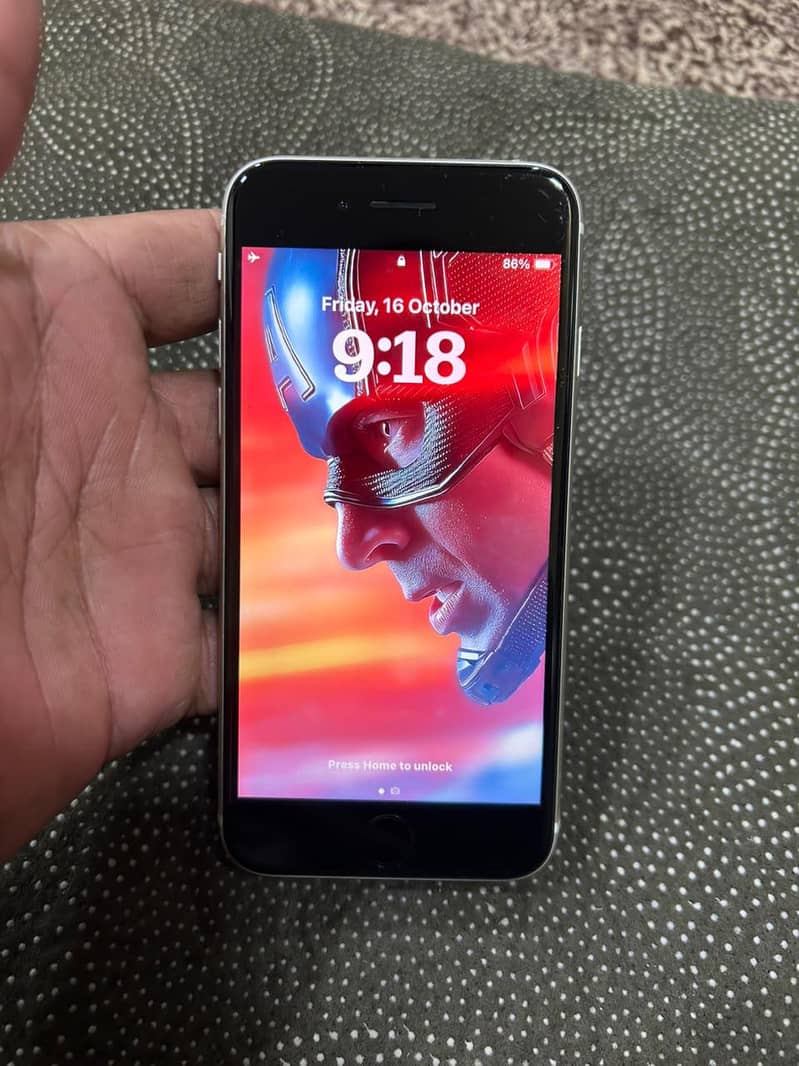 Apple iPhone SE 3 2