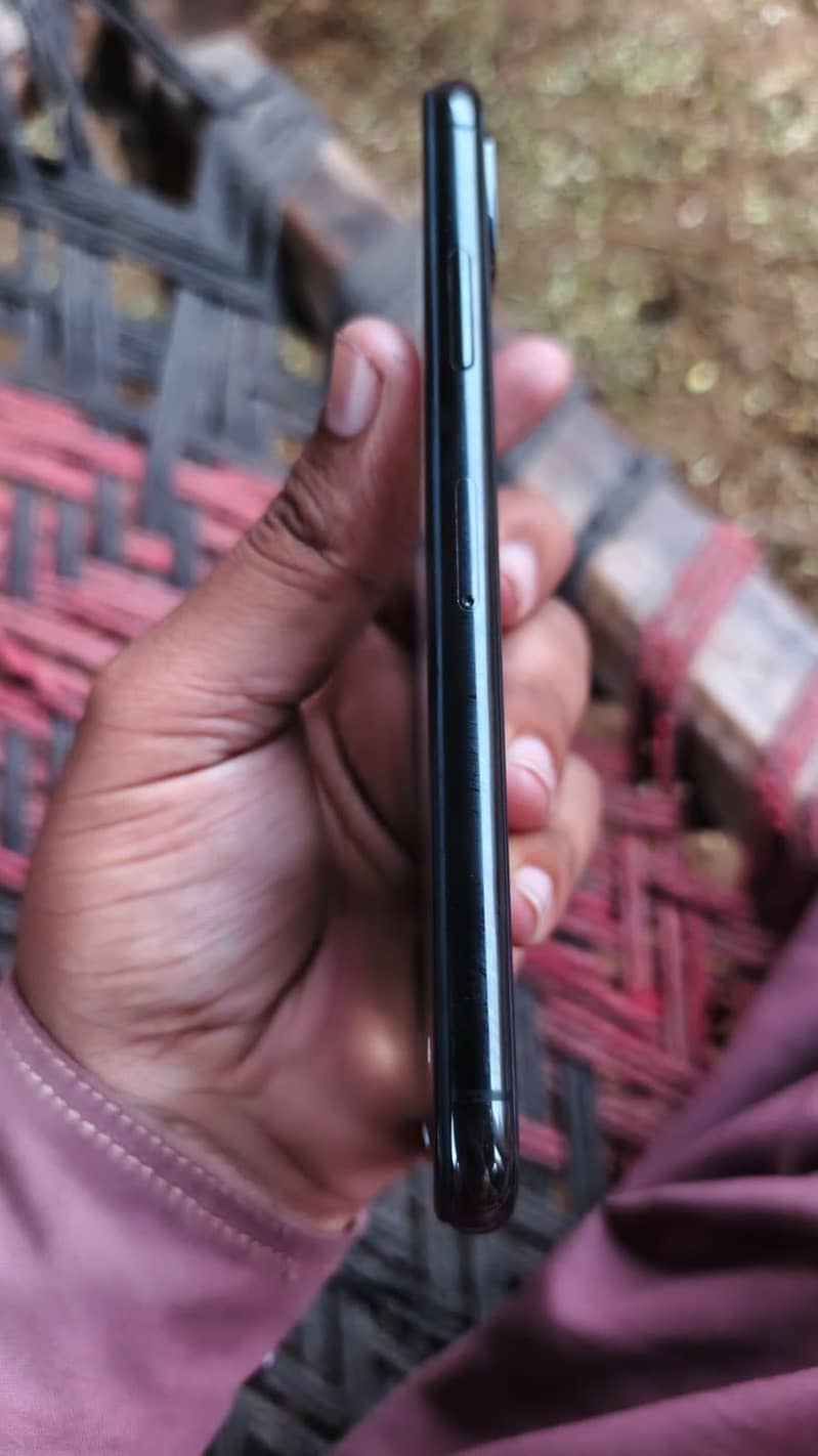Apple iPhone X 2