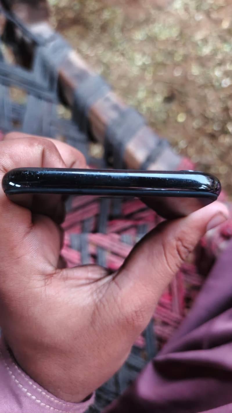 Apple iPhone X 12