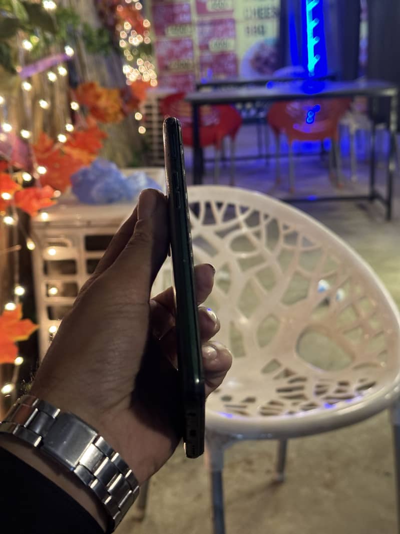 Realme 5i 3