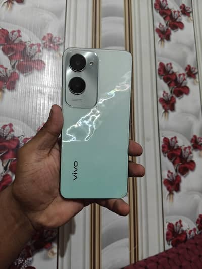 Vivo Y18