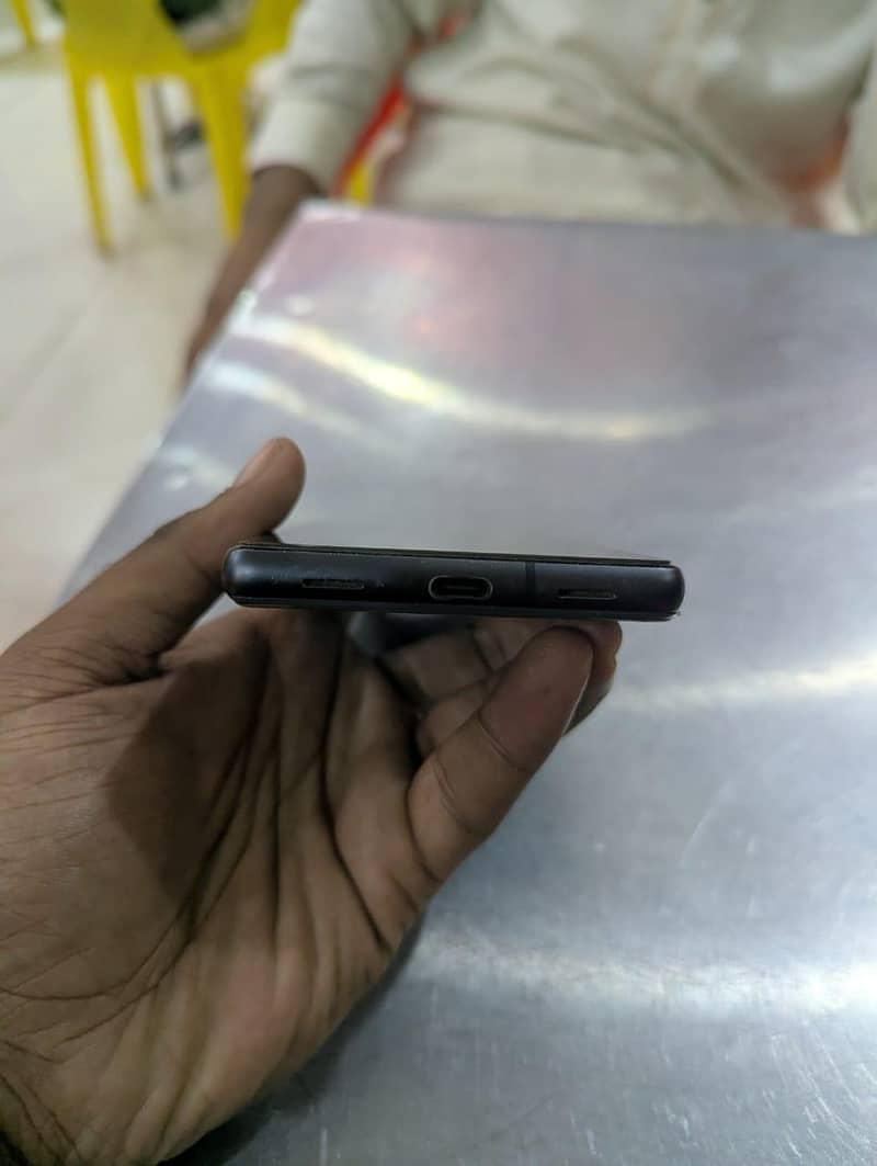 Google Pixel 7a 1