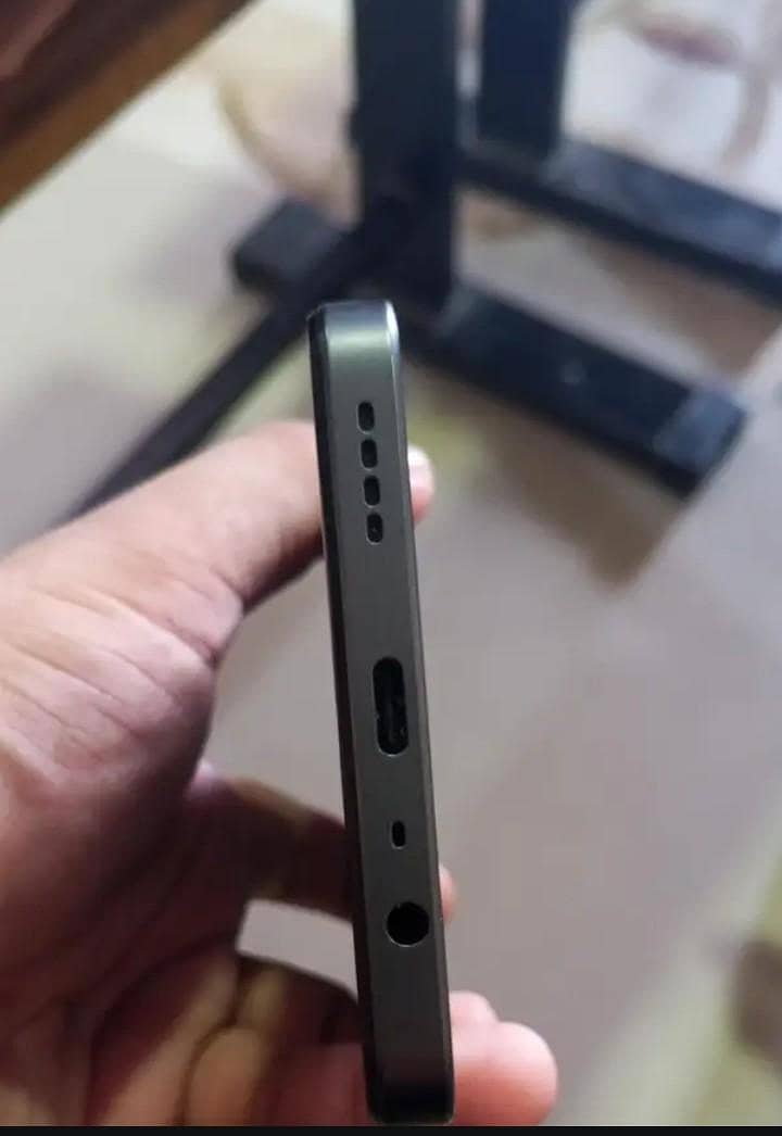 Realme Note 60x 4