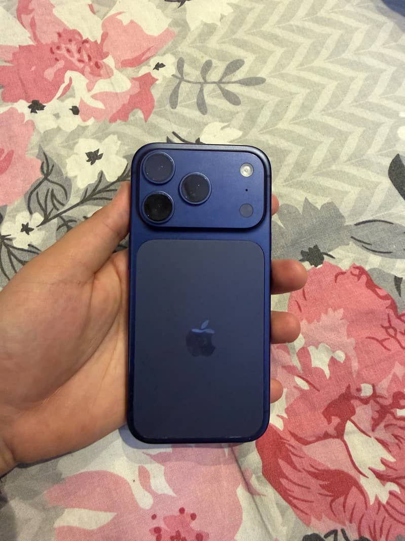 Apple iPhone 17 Pro 2