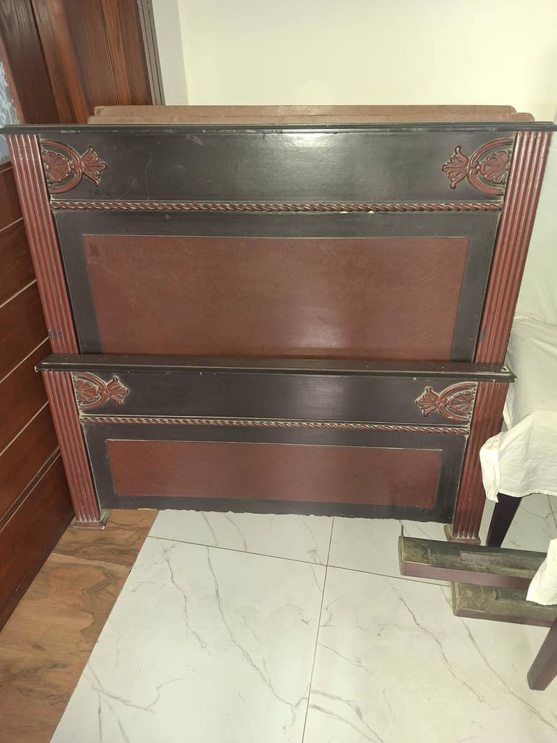 single bed 0